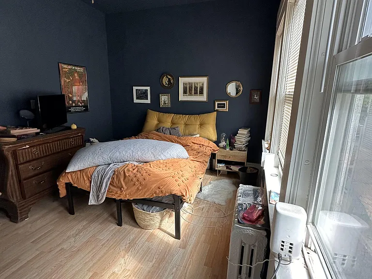 708 Holly Ave #4 — Photo 4