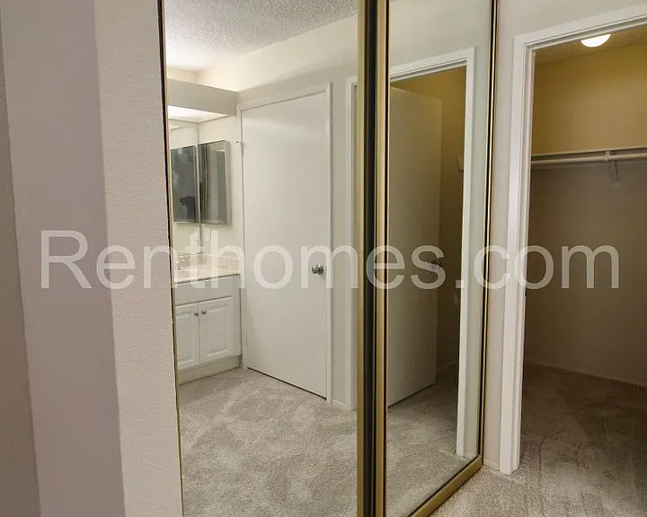 6747 Friars Rd #132 — Photo 17