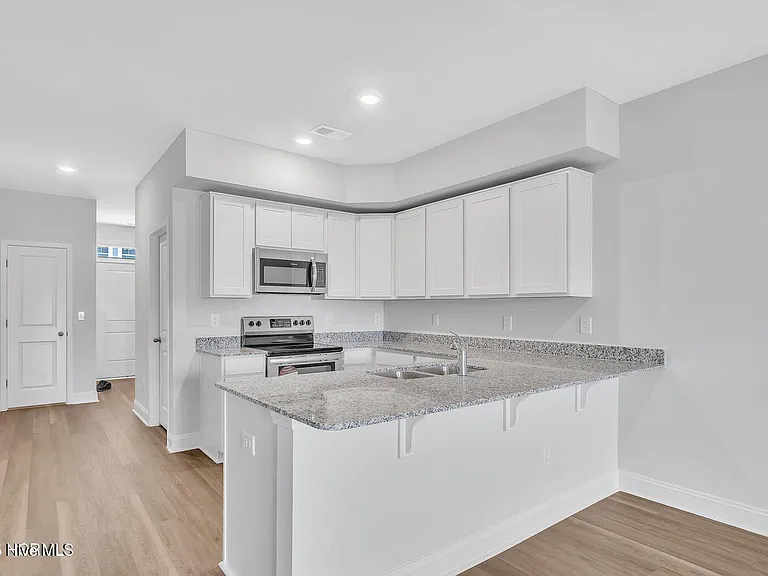 241 Arnette Dr #A — Photo 6