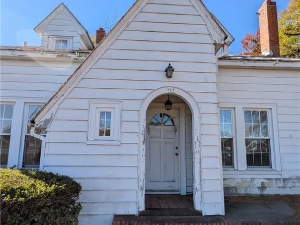 707 W Cumberland St, Dunn, NC 28334