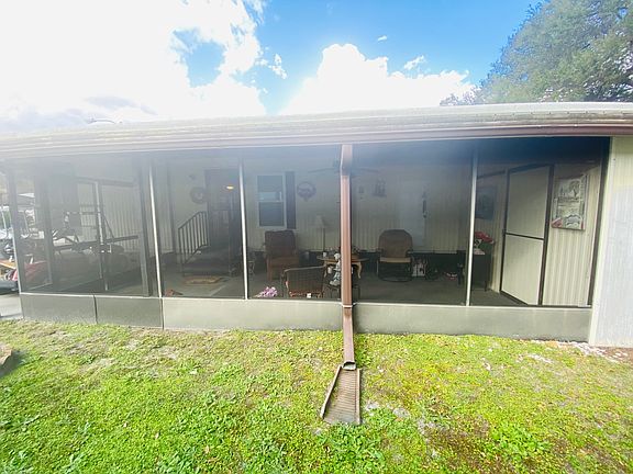 3rd image of 3170 Blue Lagoon Dr