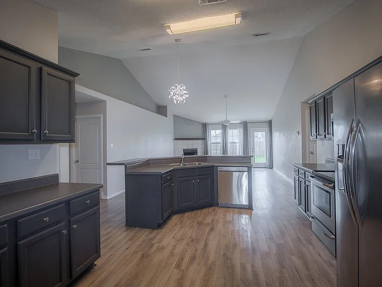 Open and spacious kitchen