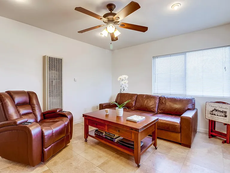 1859 1/2 Grand Ave #1 — Photo 10