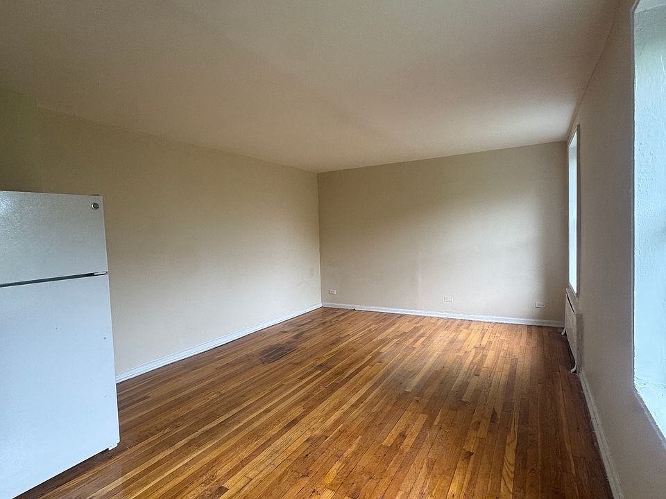 2nd image of 32-45 90th St #2