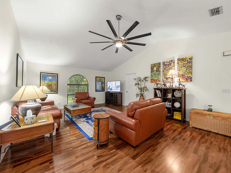 18400 NW 88th Avenue Rd — Photo 8