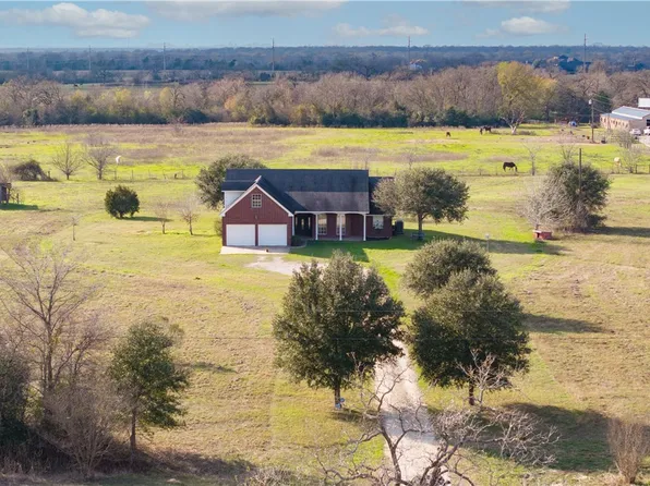 10079 County Road 173, Iola, TX 77861