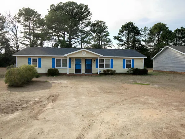 614 Miller Ave #614, Fayetteville, NC 28304