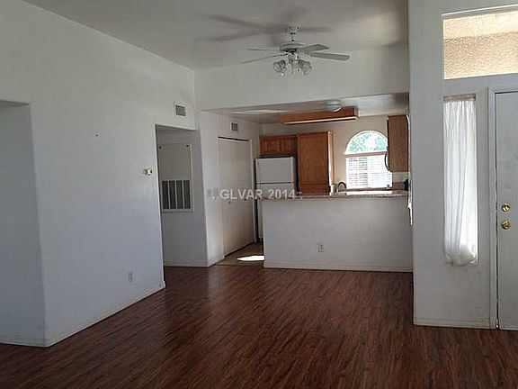 3rd image of 3125 N Buffalo Dr Unit 2133
