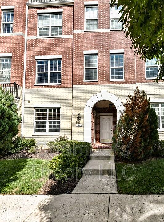 1st image of 19408 Coppermine Sq