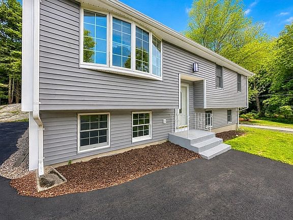 3rd image of 18 Linda St