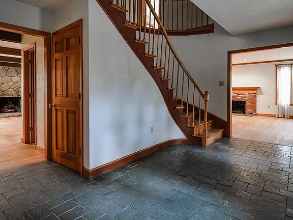 2nd image of 15 Grand Hill Dr