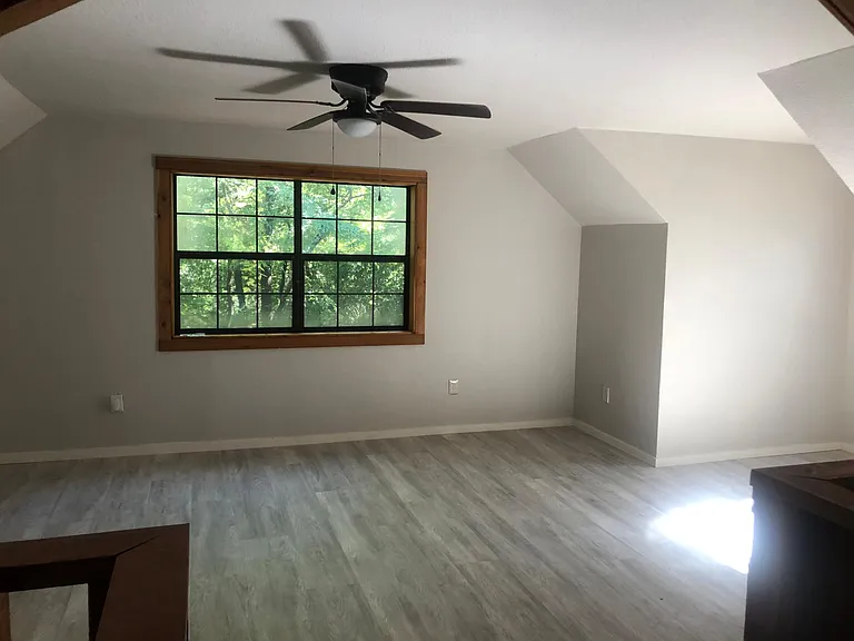 1229 Garza Ln — Photo 25