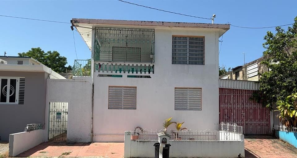 1st image of #232 URB QUINTO CENTENARIO CALLE DIEGO COLON CRISANTEMO
