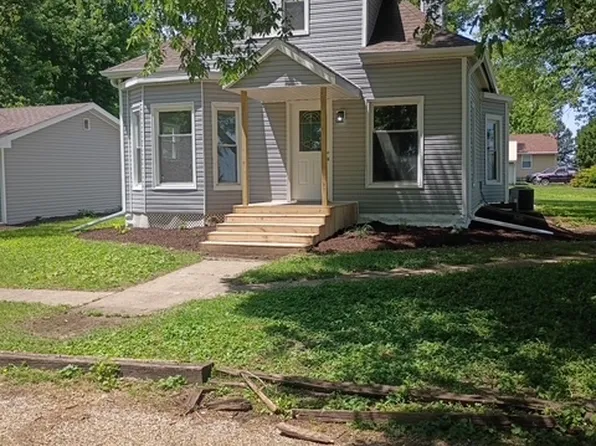 408 N Walnut St, Arrowsmith, IL 61722