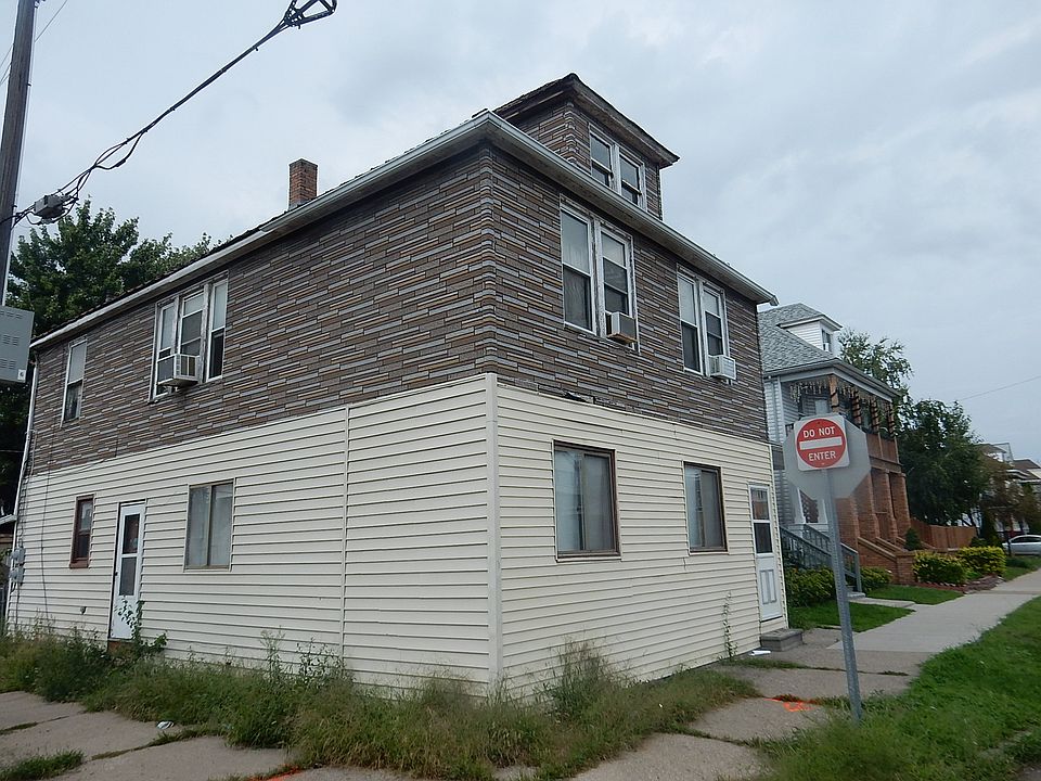 2nd image of 11603 Moran St