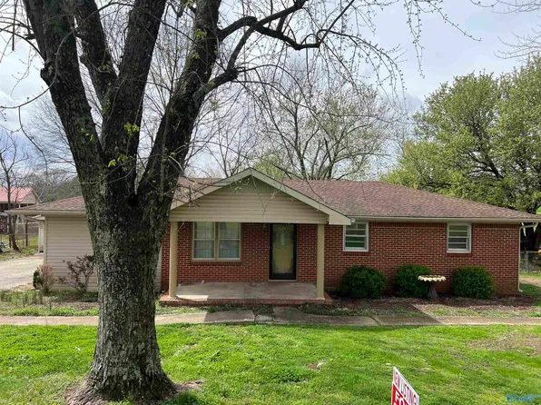 25797 Highland Ave, Elkmont, AL 35620