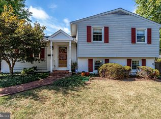 6026 Craft Rd, Alexandria, VA 22310