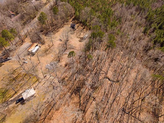 3rd image of 2814 Stagecoach Rd