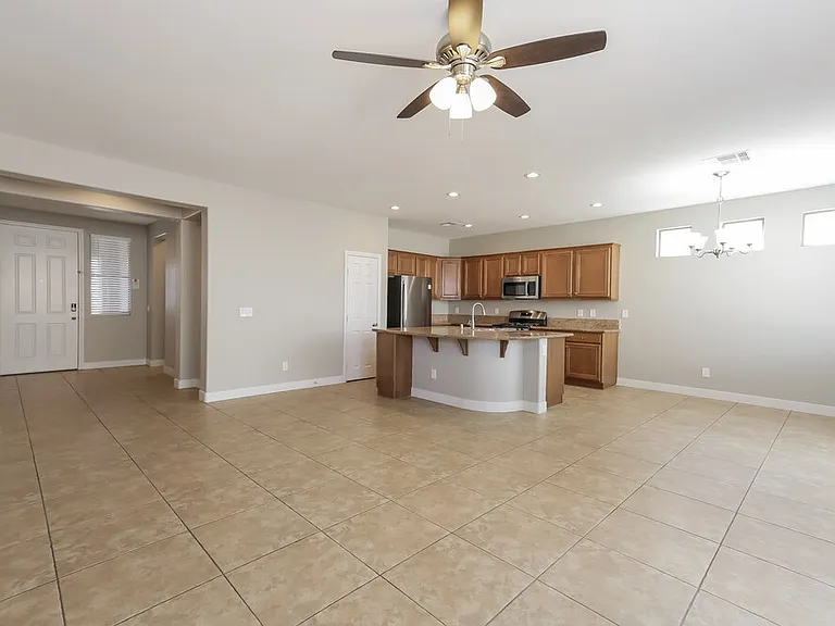 7532 Port Orchard Ave — Photo 5