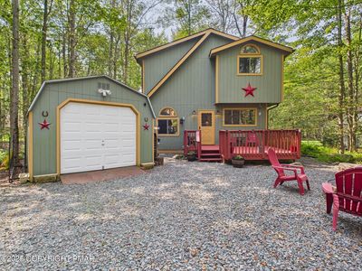 202 Choctaw Dr, Pocono Lake, PA, 18347