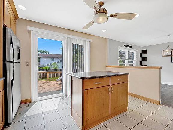 5th image of 3990 Winston Dr