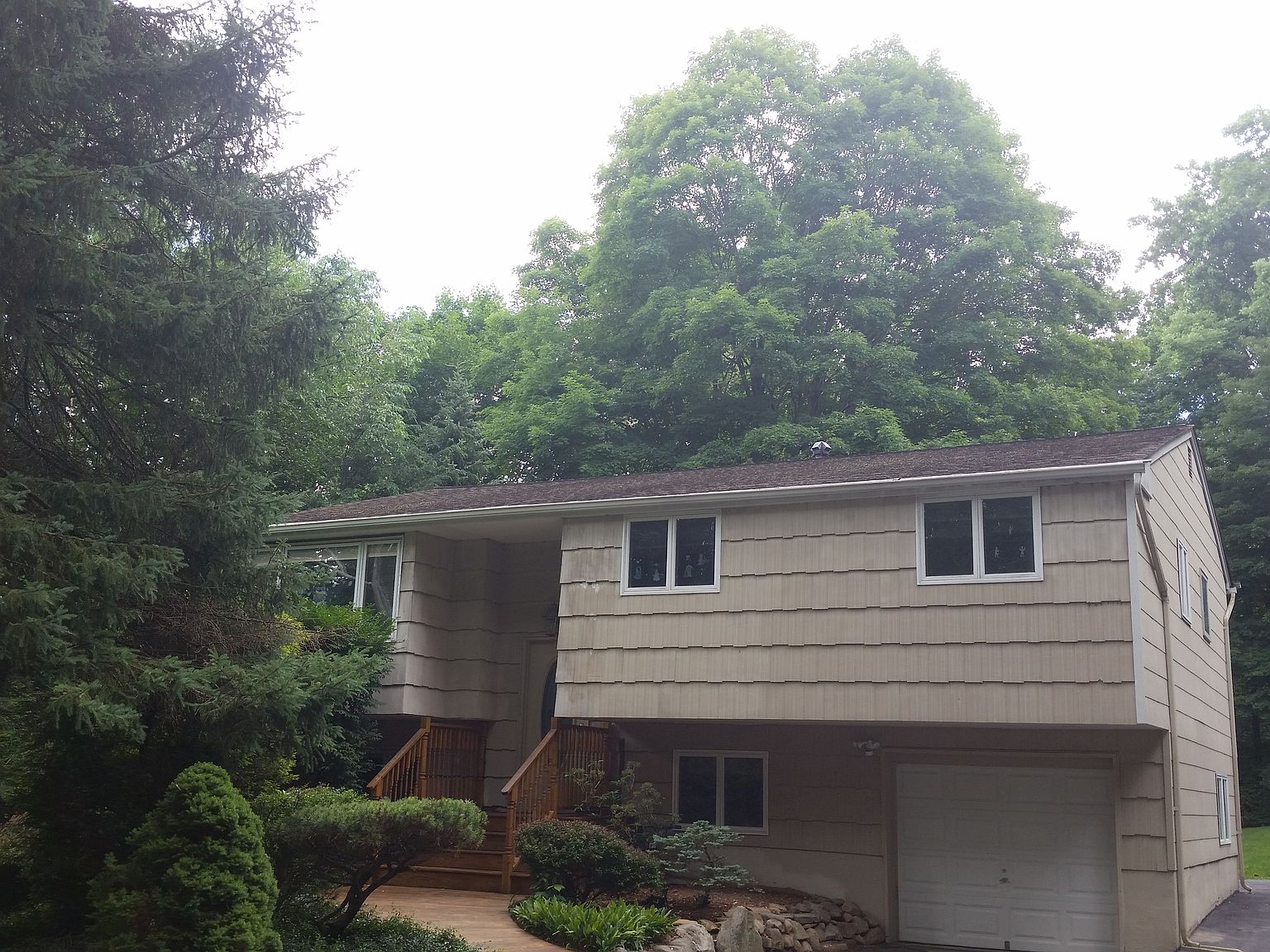 49 Hillside Ave, Airmont, NY 10952 Zillow