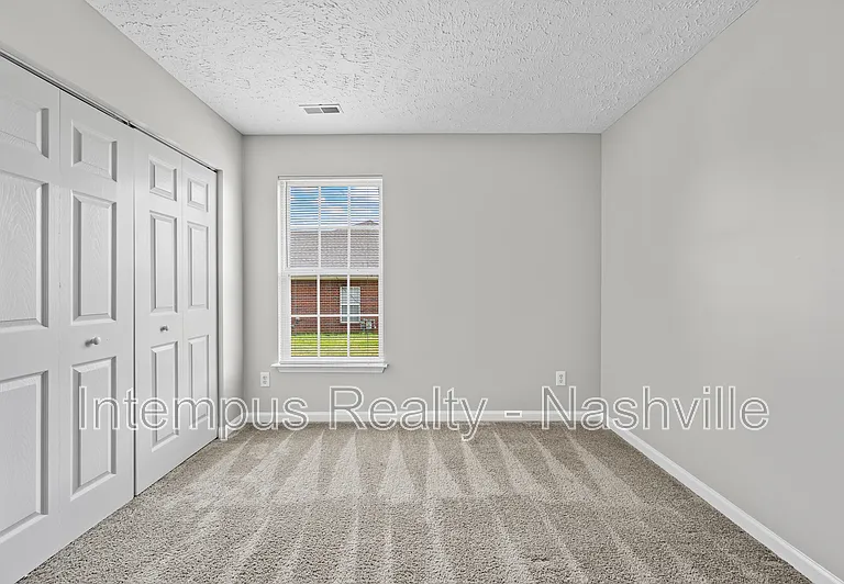 553 Rose Cottage Cir — Photo 19