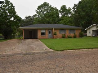 134 Skylane Dr, Pearl, MS 39208
