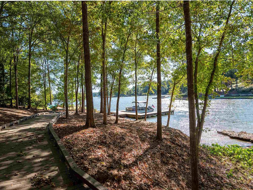 1st image of 1021 Lake Club Vw