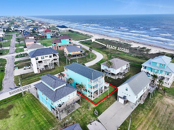 5th image of 931 Bahama Dr