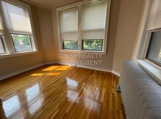 1363 W Estes Ave #2X, Chicago, IL 60626