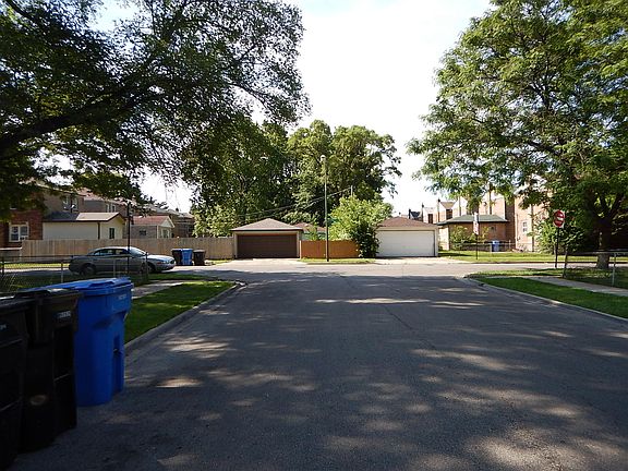 5th image of 7565 S Hoyne Ave