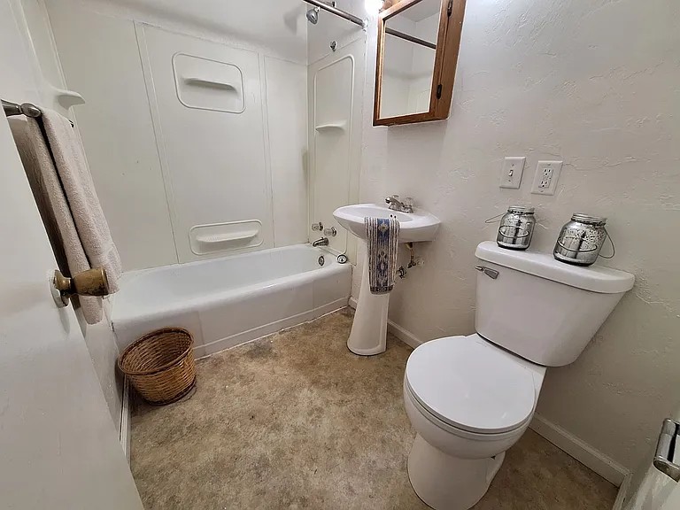701 George St — Photo 12
