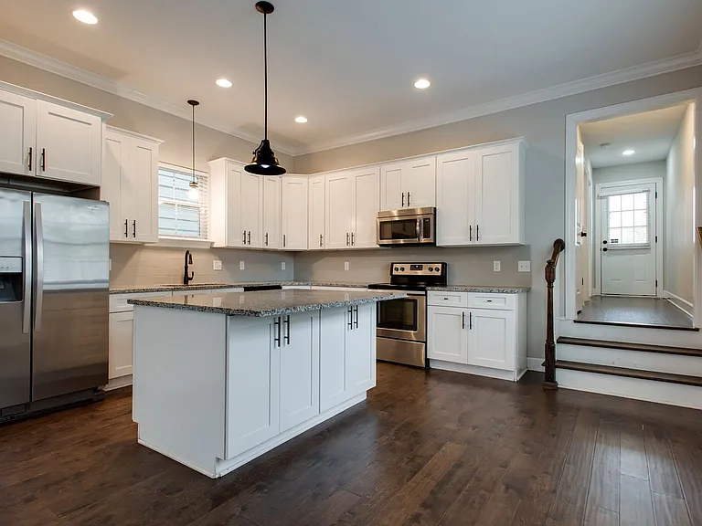5218 Kentucky Ave — Photo 9
