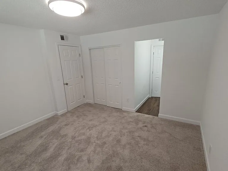 3918 La Mirada Dr N #7 — Photo 35