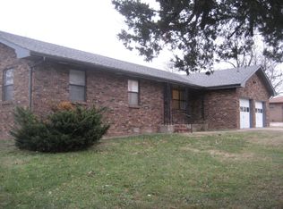 1303 W Aylor St, Webb City, MO 64870