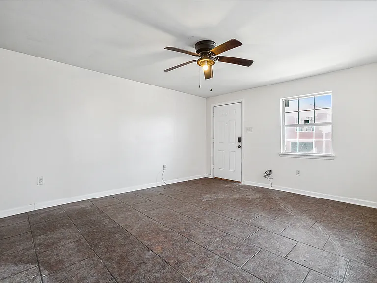 2338 Annette St #1 — Photo 6