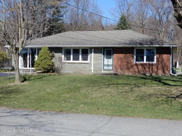 35 Baker Avenue, Troy, NY 12198