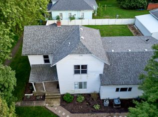 301 S Jackson St, Flanagan, IL 61740