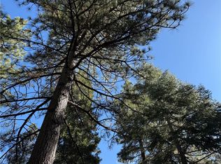 27334 Pinewood Dr, Lake Arrowhead, CA 92352