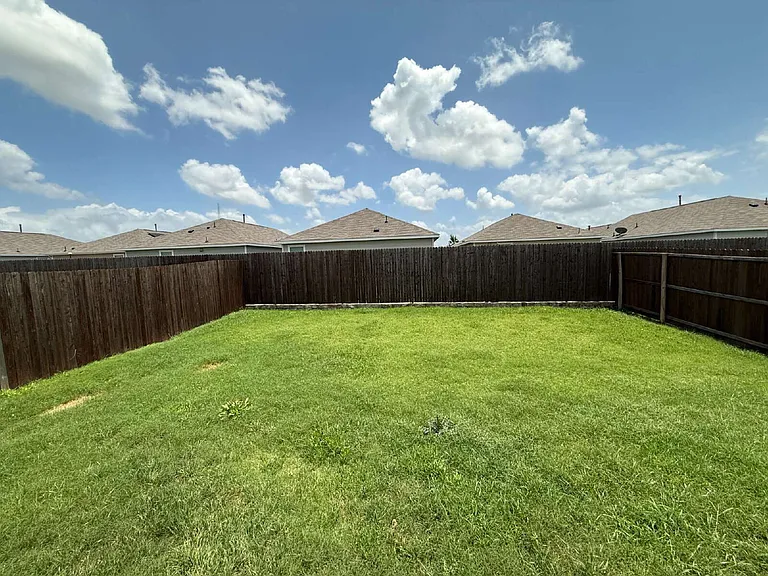 6011 Determine Ln — Photo 6