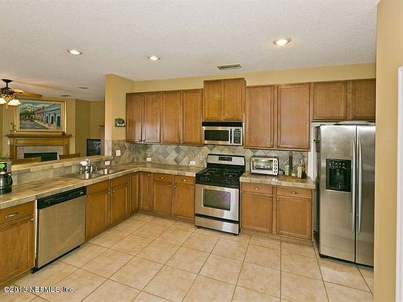 5th image of 348 Saint Johns Golf Dr