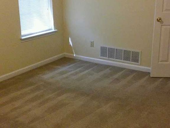 5th image of 8385 Regal Bend Dr