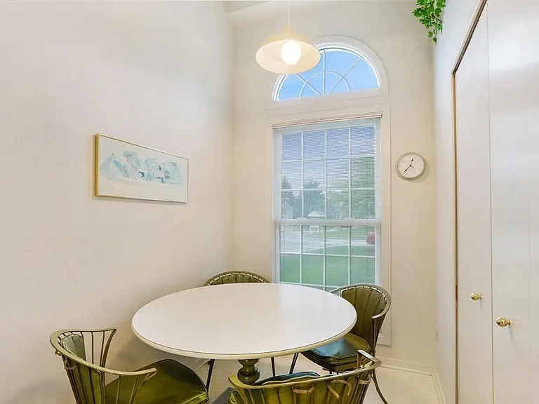 24267 Weathervane Ct — Photo 21