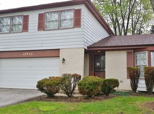 17713 Oakwood Dr, Hazel Crest, IL