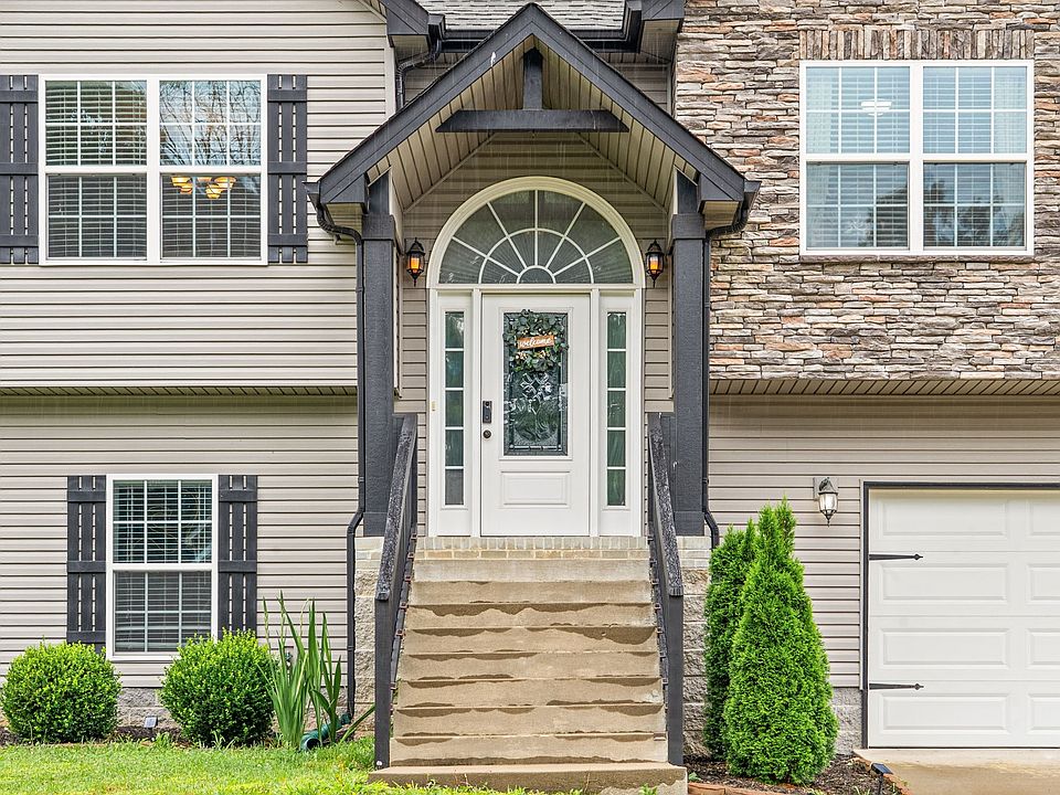 1st image of 130 Sycamore Hill Dr