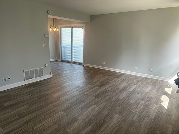 5th image of 7653 W Galeview Ln