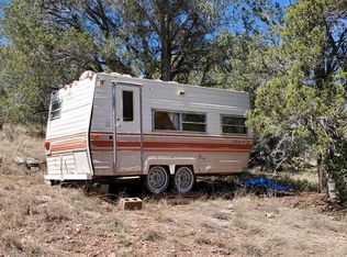 29029 W Bucks Rd, Seligman, AZ 86337