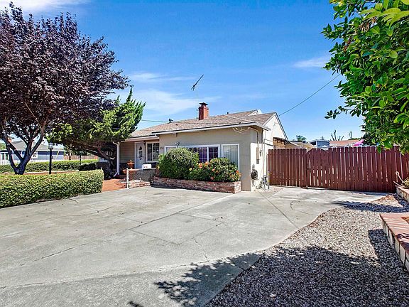 2nd image of 20748 Hathaway Ave