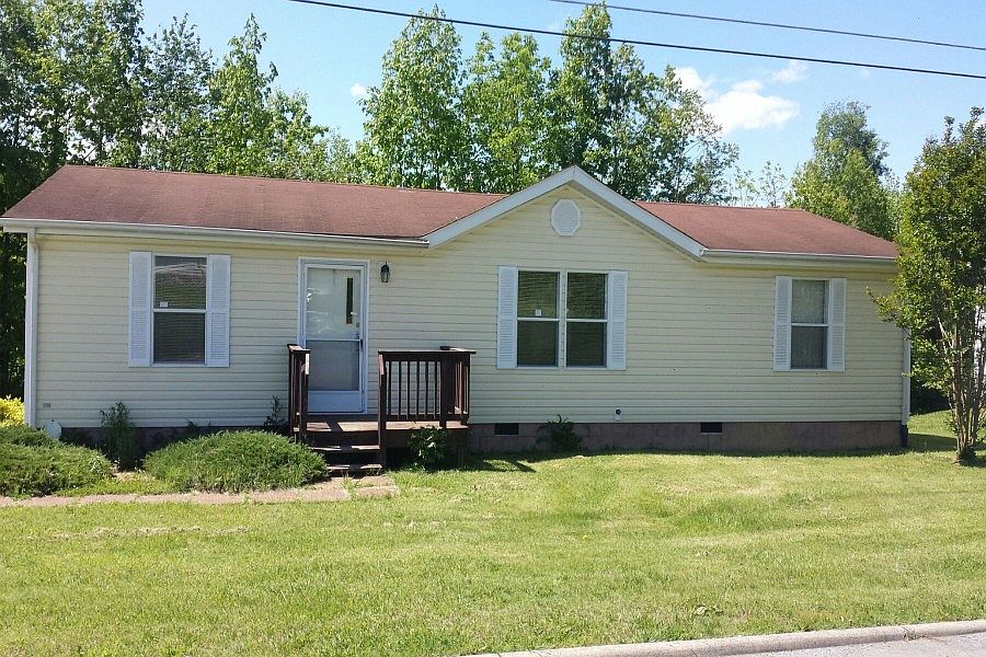 1st image of 80 Willow Creek Dr
